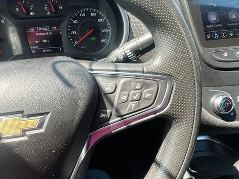 Used 2023 Chevrolet Malibu LT FWD image 18