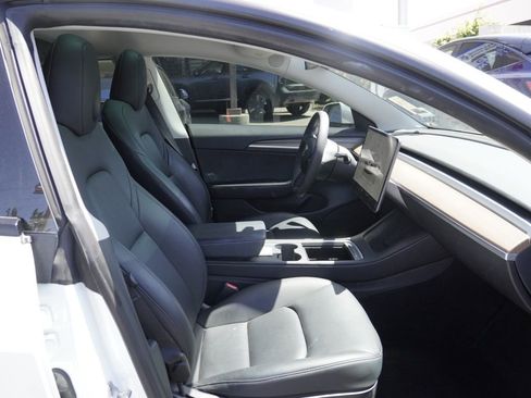 Used 2023 Tesla Model 3 Standard Range RWD image 15