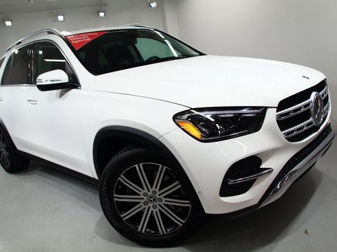 Used 2025 Mercedes-Benz GLE 350 4MATIC image 8