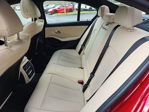 Used 2026 BMW 330i Sedan image 20