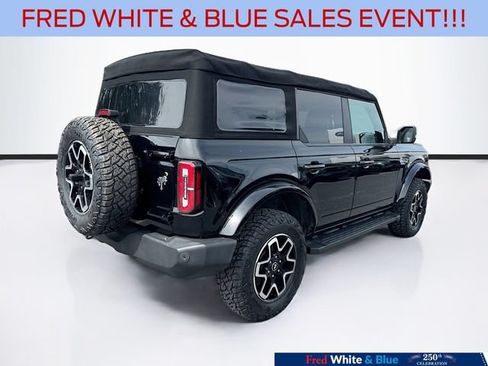 Used 2022 Ford Bronco Outer Banks AWD/4WD image 7