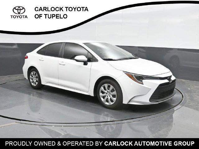 Used 2024 Toyota Corolla LE FWD image 6