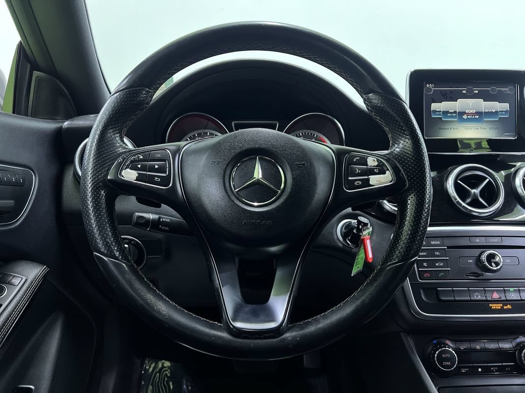 Used 2015 Mercedes-Benz CLA 250 image 19