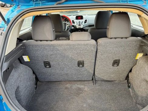 Used 2013 Ford Fiesta SE image 9