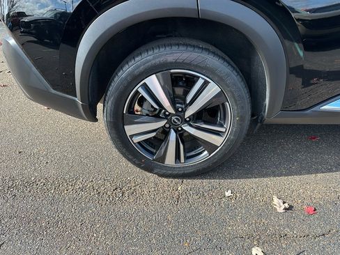 Used 2023 Nissan Rogue SL image 5