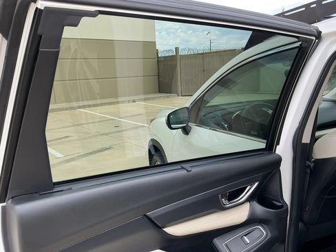 Used 2022 Subaru Ascent Limited w/ Technology Package AWD/4WD image 17