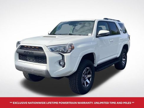 Used 2023 Toyota 4Runner TRD Off-Road Premium AWD/4WD image 4