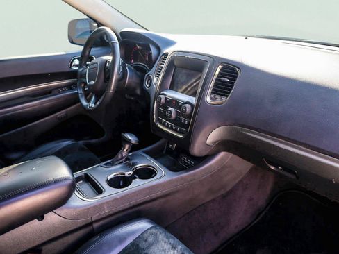 Used 2018 Dodge Durango GT AWD/4WD image 3