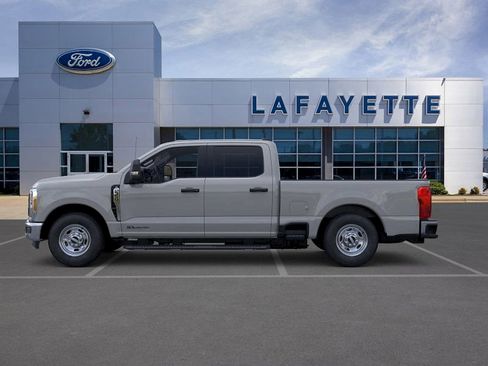 New 2026 Ford F350 XL w/ XL Chrome Package image 3