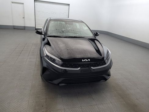 Used 2023 Kia Forte LXS FWD image 14