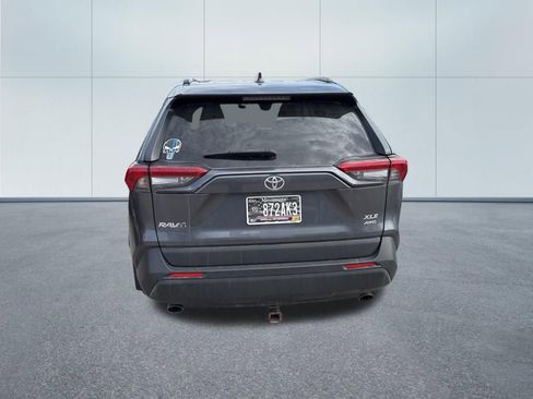 Used 2019 Toyota RAV4 XLE Premium w/ Advanced Technology Package AWD/4WD image 6