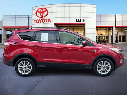 Used 2018 Ford Escape SEL image 4
