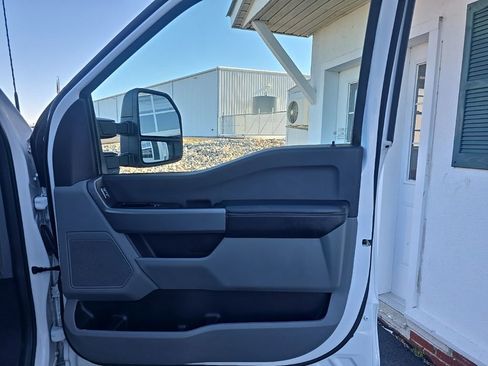 Used 2024 Ford F250 XLT image 24