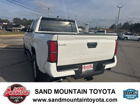 Used 2025 Toyota Tacoma SR5 image 3