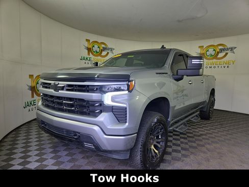 Used 2024 Chevrolet Silverado 1500 RST w/ Rally Edition AWD/4WD image 3