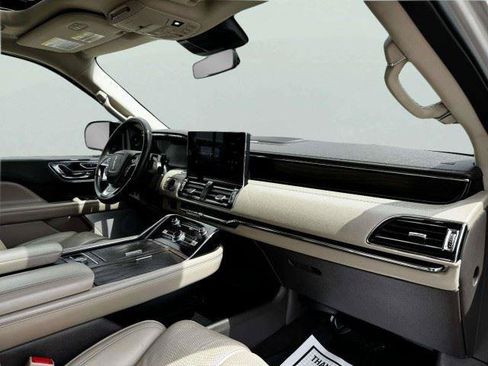 Used 2024 Lincoln Navigator L Reserve AWD/4WD image 55