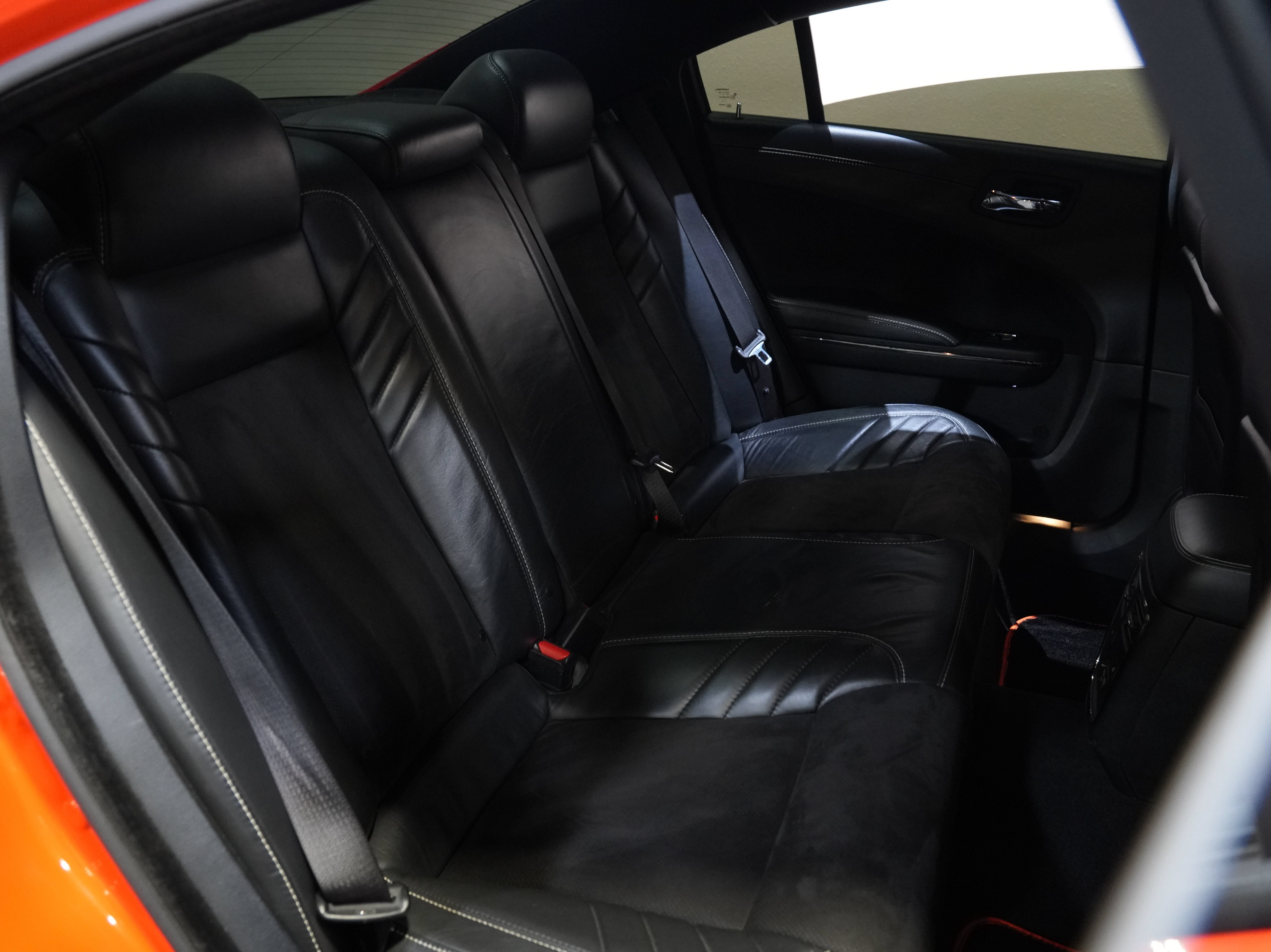 Used 2019 Dodge Charger SRT Hellcat w/ Navigation & Travel Group RWD image 39