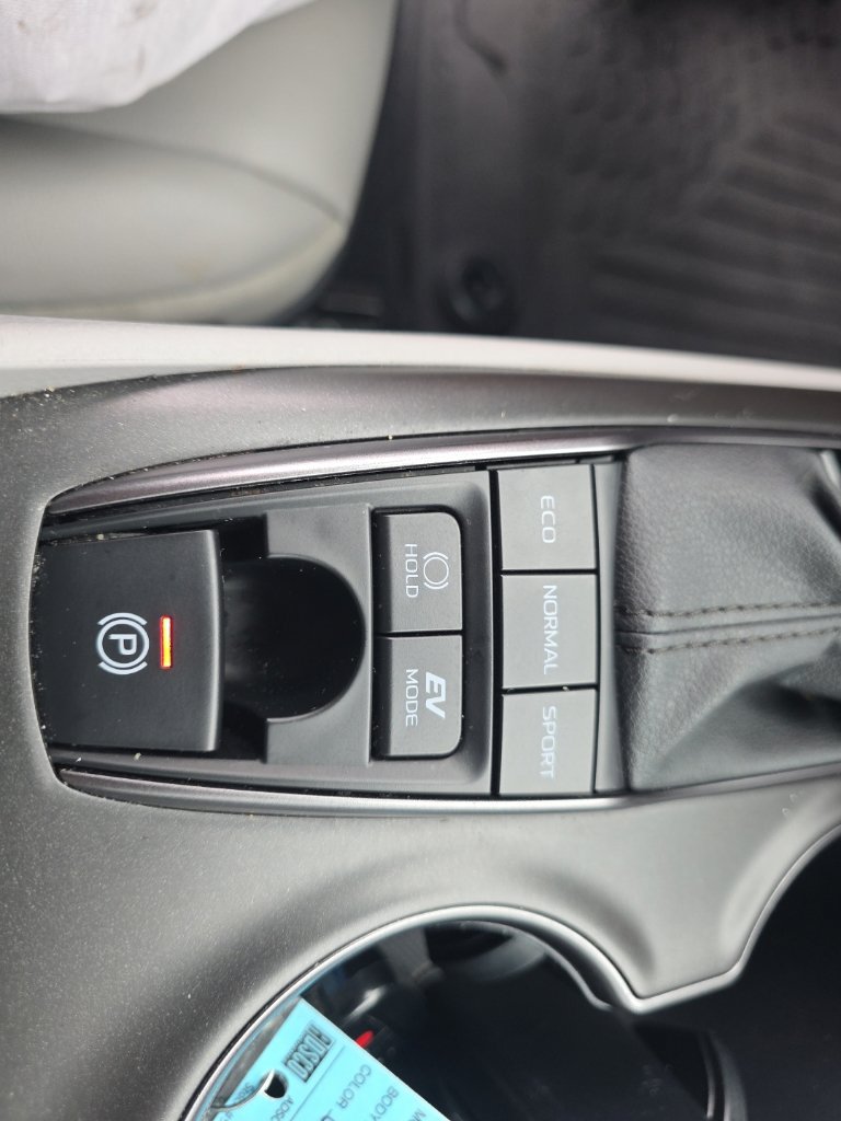 Certified 2024 Toyota Camry SE FWD image 22