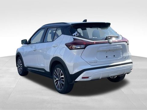 Certified 2023 Nissan Kicks SR w/ SR Premium Package FWD image 2