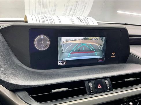 Used 2021 Lexus ES 300h w/ Premium Package image 23