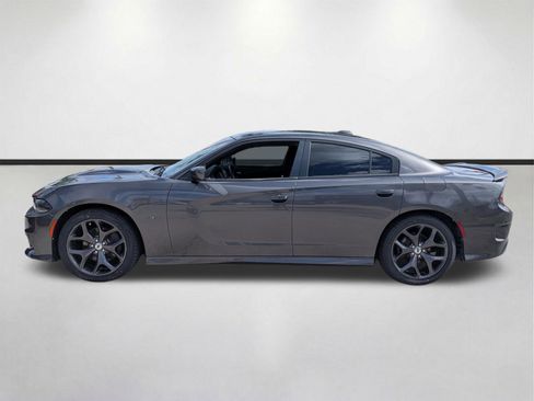 Used 2019 Dodge Charger R/T RWD image 7