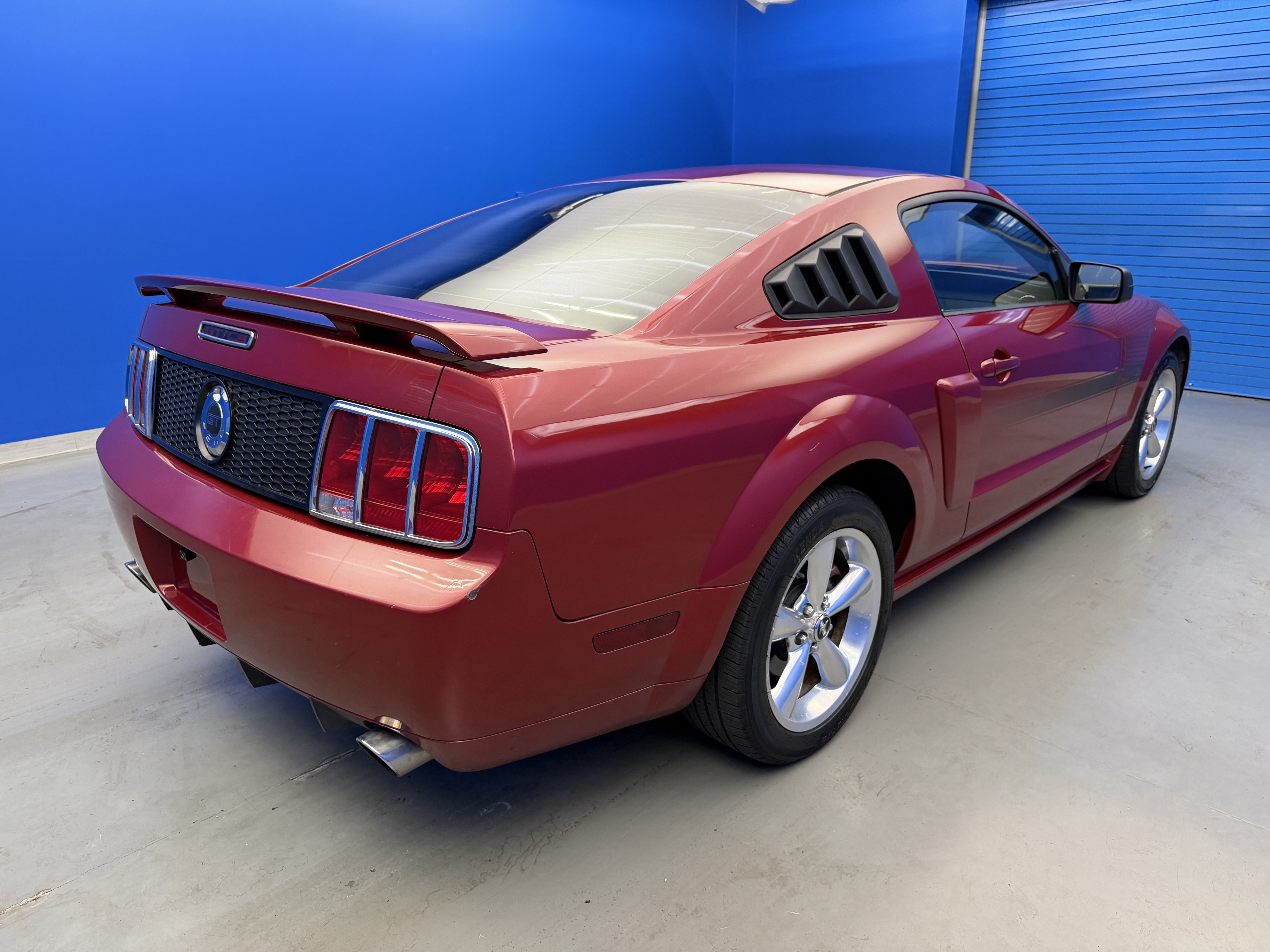 Used 2008 Ford Mustang GT RWD image 7