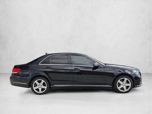 Used 2016 Mercedes-Benz E 250 Sedan image 4