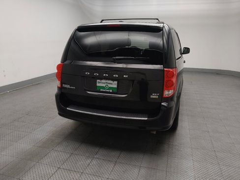 Used 2019 Dodge Grand Caravan SXT FWD image 7
