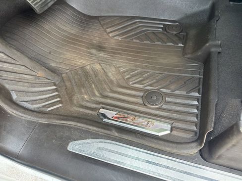 Used 2024 Chevrolet Silverado 1500 LTZ image 20