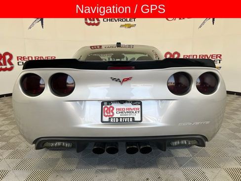 Used 2005 Chevrolet Corvette Coupe w/ Preferred Equipment Group RWD image 7