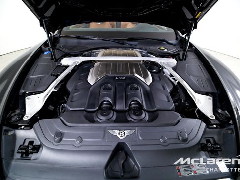 Used 2021 Bentley Continental GT AWD/4WD image 26