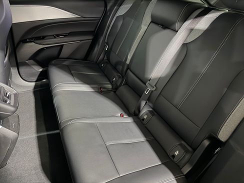 Certified 2024 Cadillac Lyriq Tech w/ Driver Assist Package RWD image 29
