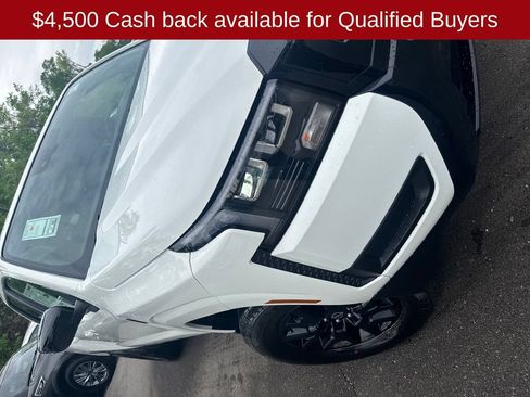 New 2026 Nissan Frontier SV w/ All-Weather Content Package AWD/4WD image 39