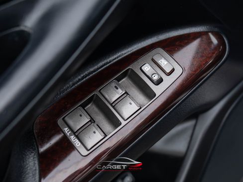 Used 2014 Lexus LX 570 4WD image 44