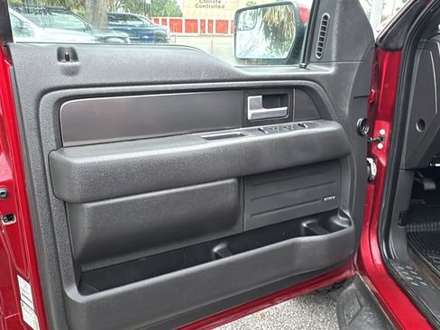 Used 2014 Ford F150 Raptor w/ Equipment Group 801A Luxury image 21