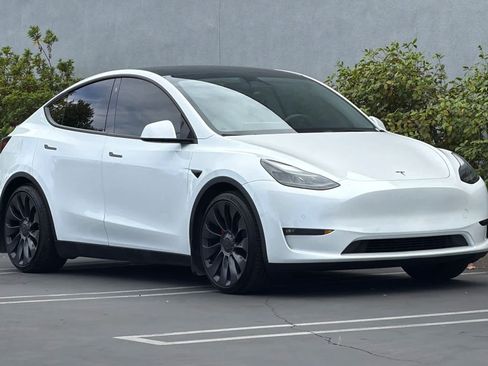 Used 2022 Tesla Model Y Performance AWD/4WD image 5