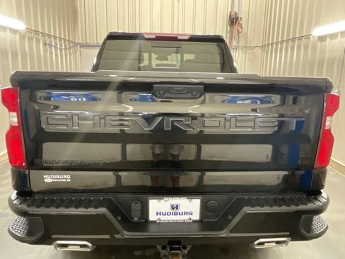 Used 2025 Chevrolet Silverado 1500 LT Trail Boss w/ Convenience Package II AWD/4WD image 26