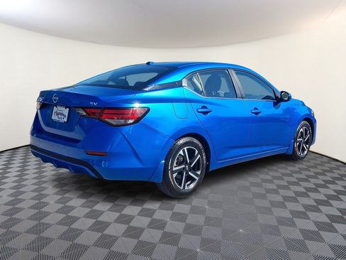 Used 2024 Nissan Sentra SV FWD image 6