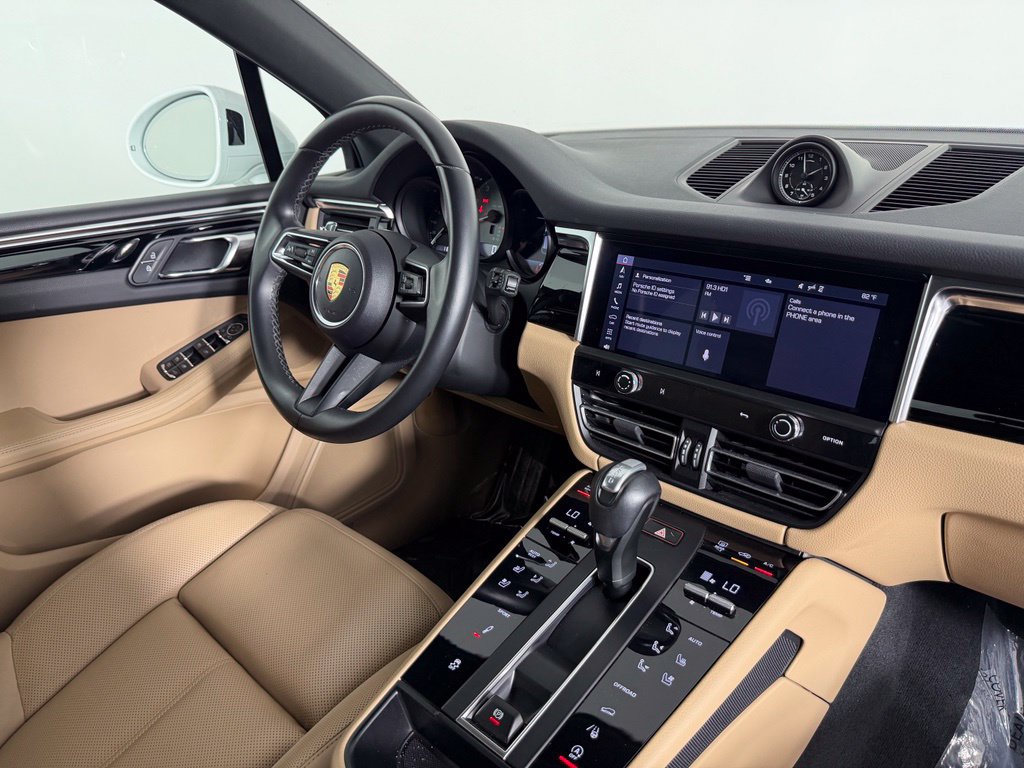 Used 2024 Porsche Macan S AWD/4WD image 7