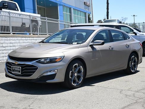 Used 2023 Chevrolet Malibu LT FWD image 9