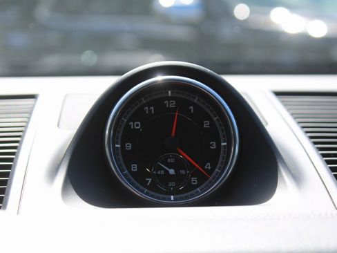 Used 2021 Porsche Macan image 55