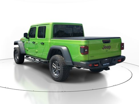 Used 2025 Jeep Gladiator Mojave w/ Safety Group AWD/4WD image 5