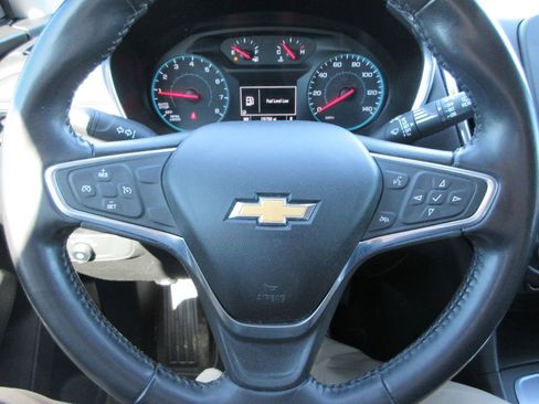 Certified 2018 Chevrolet Equinox LT image 24