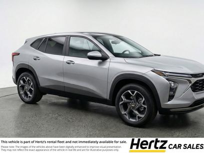 Used 2025 Chevrolet Trax LT