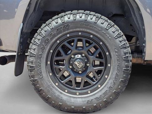 Used 2017 Toyota Tundra SR5 w/ TRD Off Road Package AWD/4WD image 22