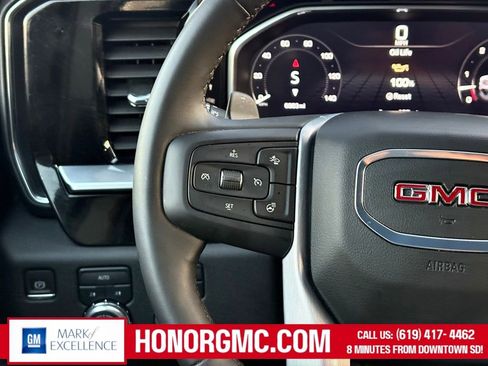 Used 2026 GMC Sierra 1500 SLT w/ SLT Premium Package AWD/4WD image 30