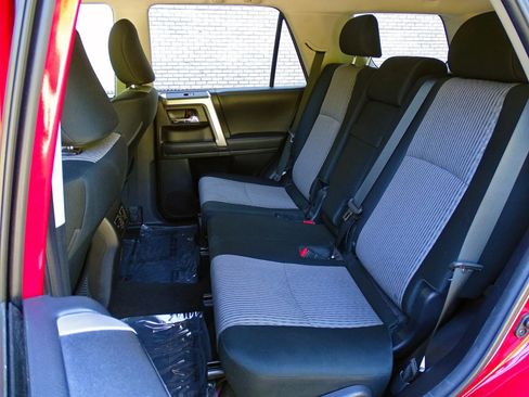 Used 2024 Toyota 4Runner SR5 RWD image 24
