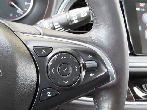 Certified 2019 Buick Enclave Avenir w/ Avenir Technology Package image 22