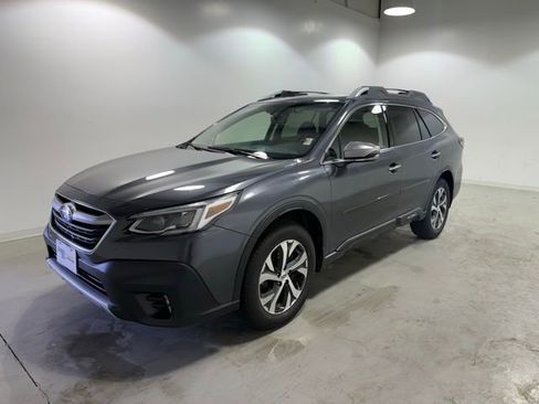 Used 2021 Subaru Outback Touring XT AWD/4WD image 3