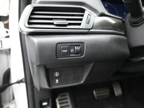 Used 2022 Honda Accord Sport image 11